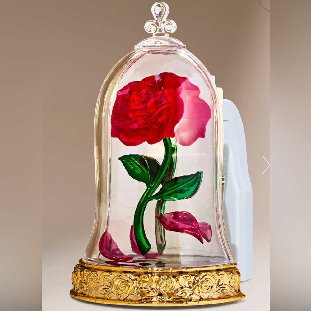 Belle Bath & Body Plug in Fragrance Wallflower